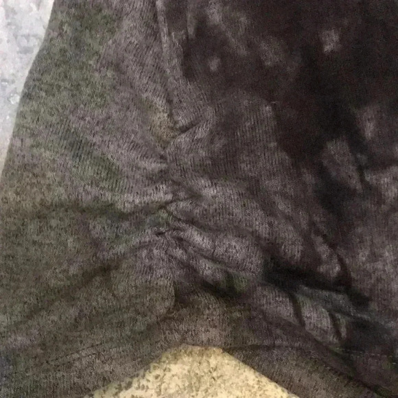 NWT Coin 1804, cowl neck shirt, small - Picture 4 of 4